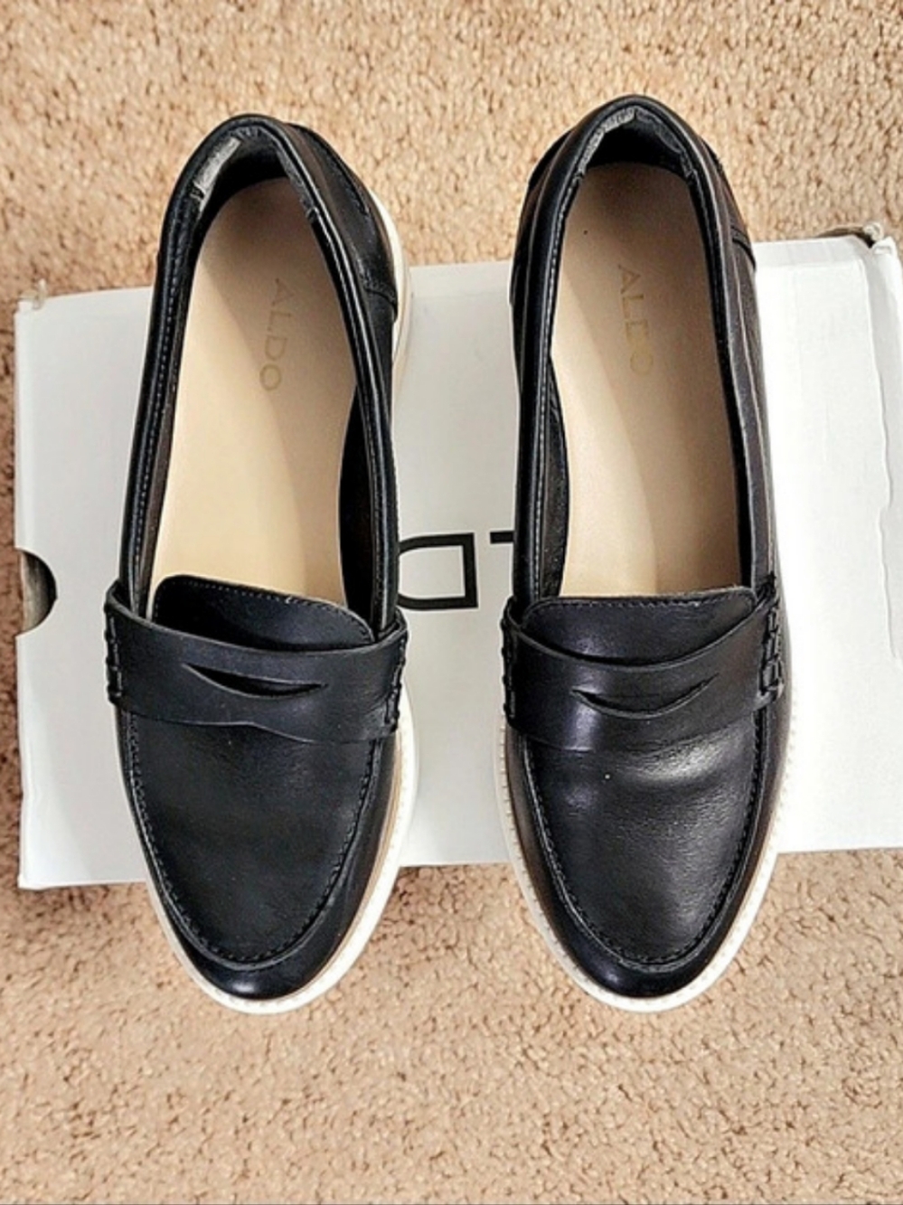 ALDO Selvis Black & White Loafers US 8.5